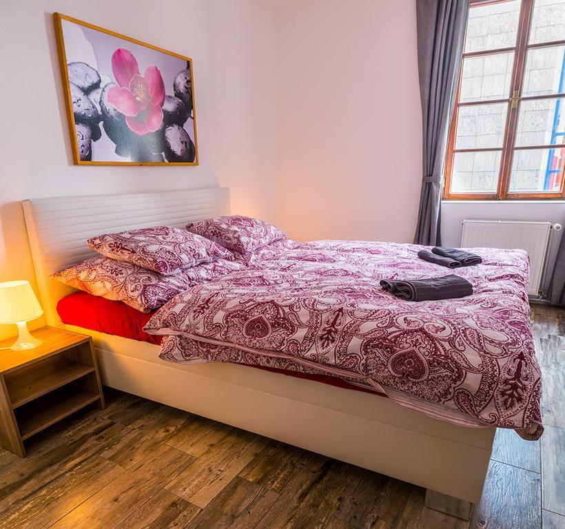 Guesthouse Zlaty Hrozen Česká Lípa Buitenkant foto