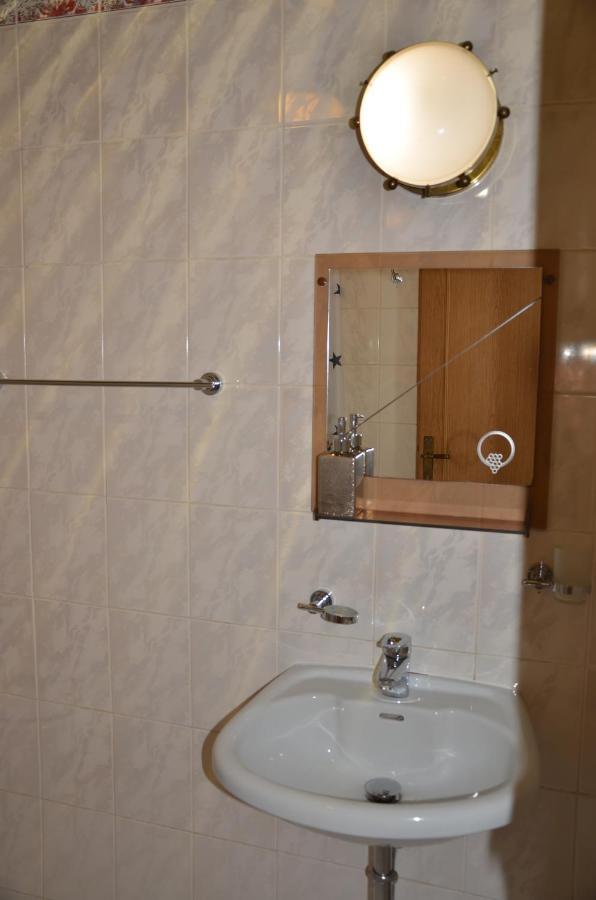Guesthouse Zlaty Hrozen Česká Lípa Buitenkant foto