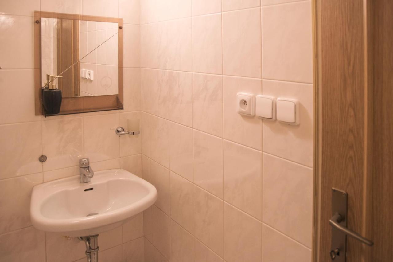 Guesthouse Zlaty Hrozen Česká Lípa Buitenkant foto