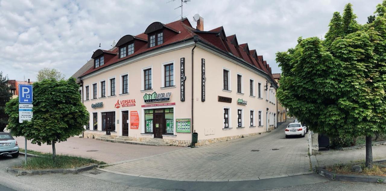 Guesthouse Zlaty Hrozen Česká Lípa Buitenkant foto